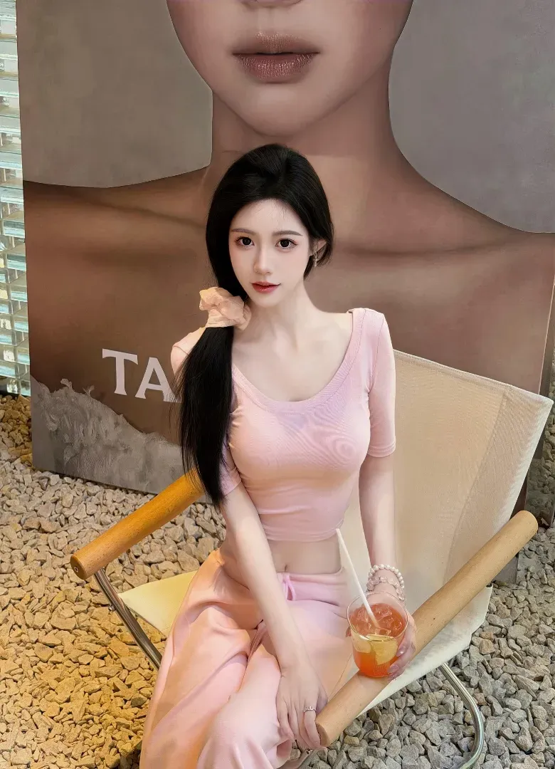 小米糕邻家清纯姐姐 Gallery 1