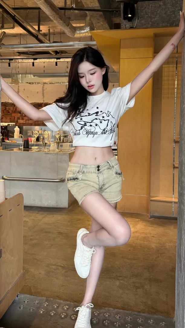 车模米米 腿长皮肤白 Gallery 2