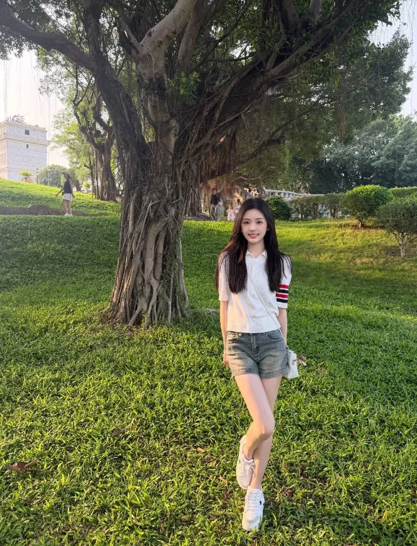 浦东<小娴>腿模无纹身骨感日系撕漫身材在校大学生 Gallery 8