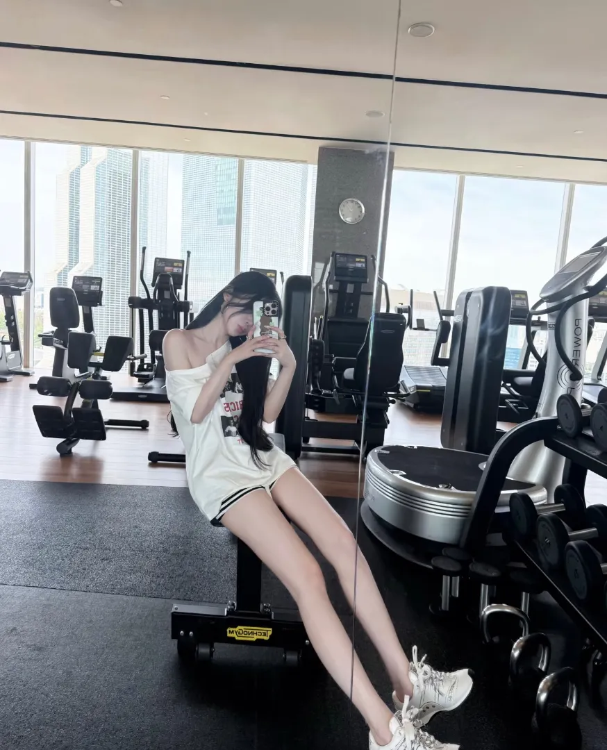 私人瑜伽老师 蓝莓 兼职首开 Gallery 6