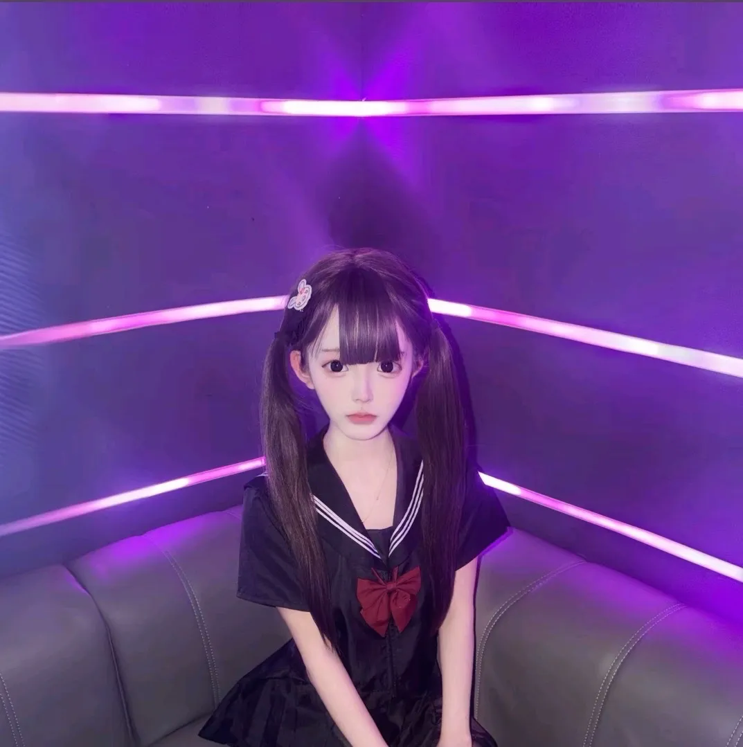 小萝莉 嘻嘻 新人首开 Gallery 4