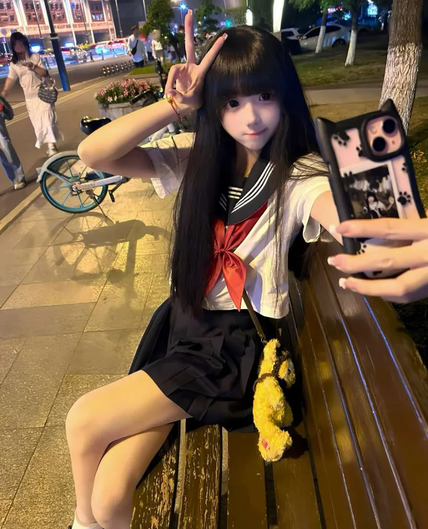 萝莉小九双马尾白虎