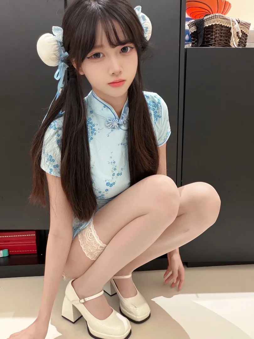 小桃🍑女友感十足皮肤饱满有弹性