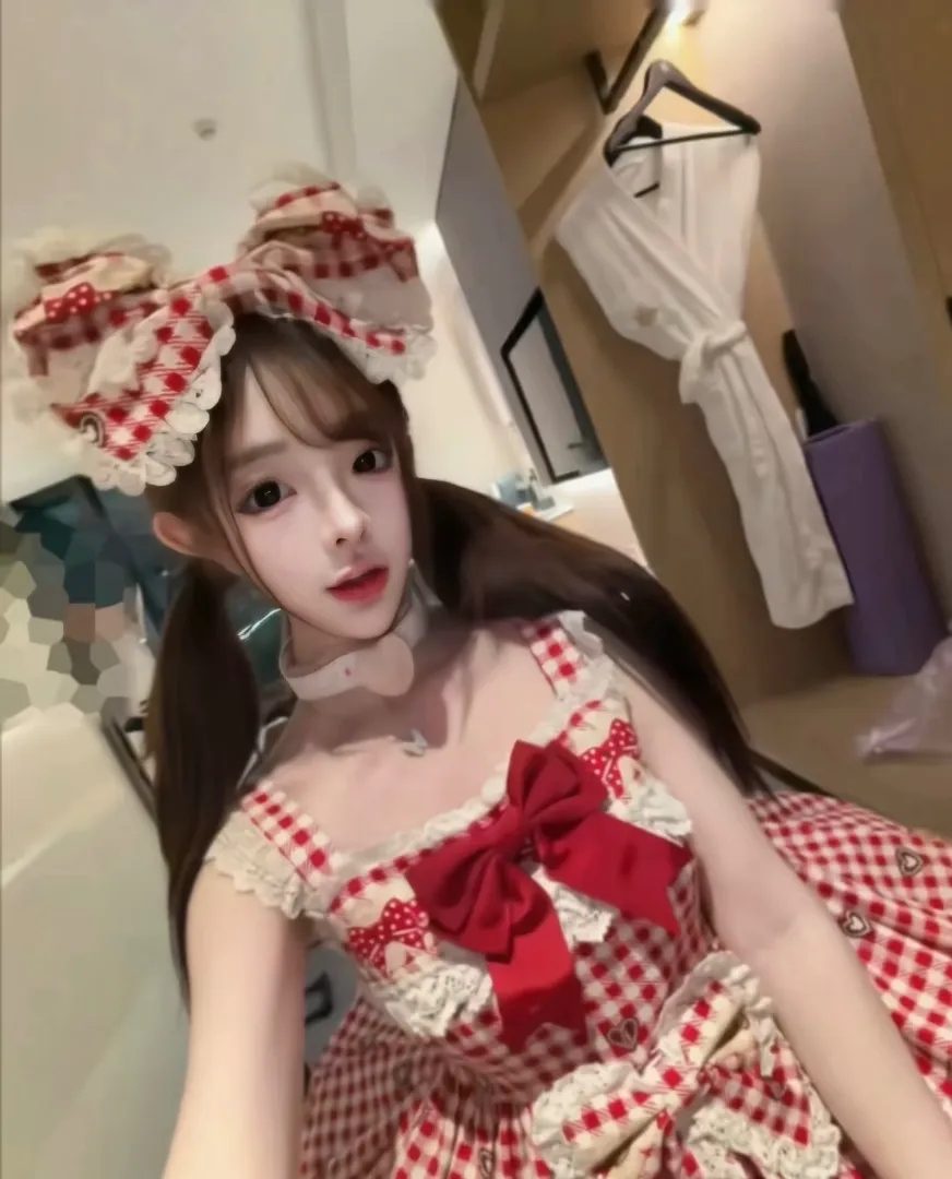 梦涵 三点粉 制服丝袜 Gallery 5