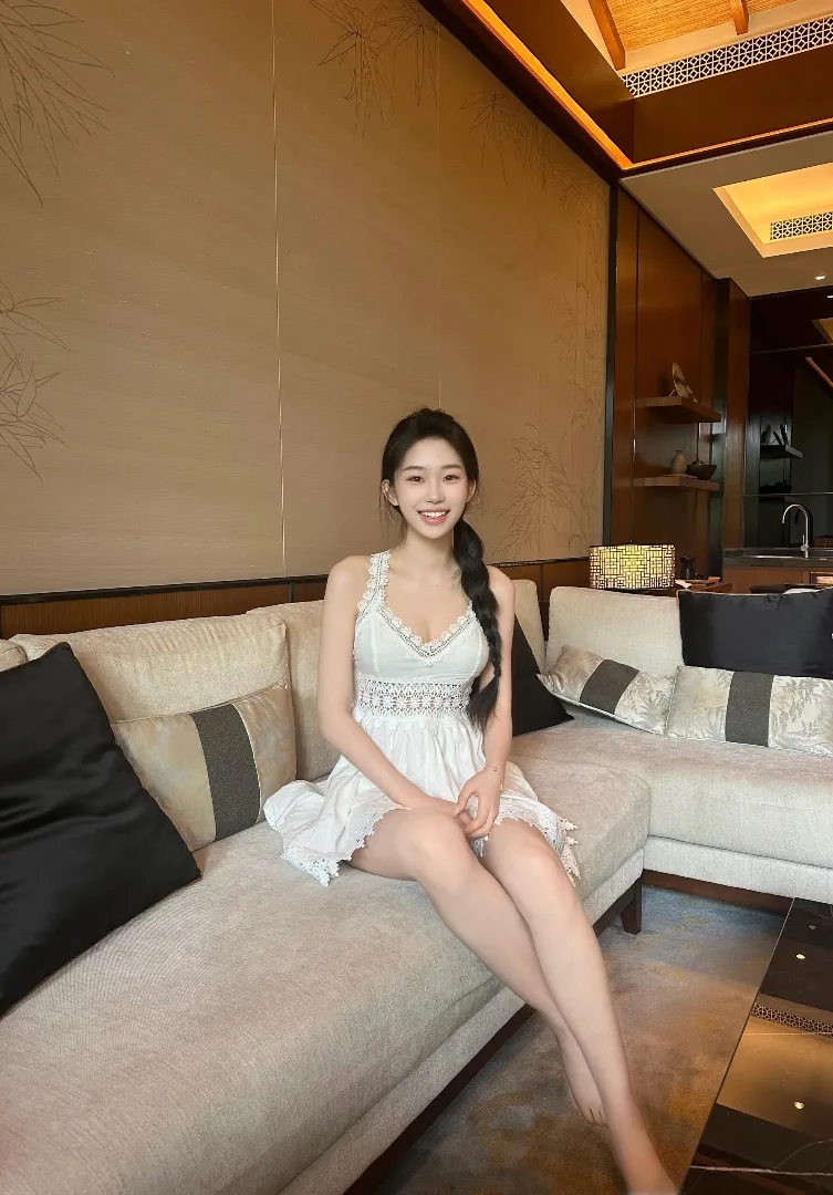 小苹，艺术实习生下海情绪价值到位 Gallery 4