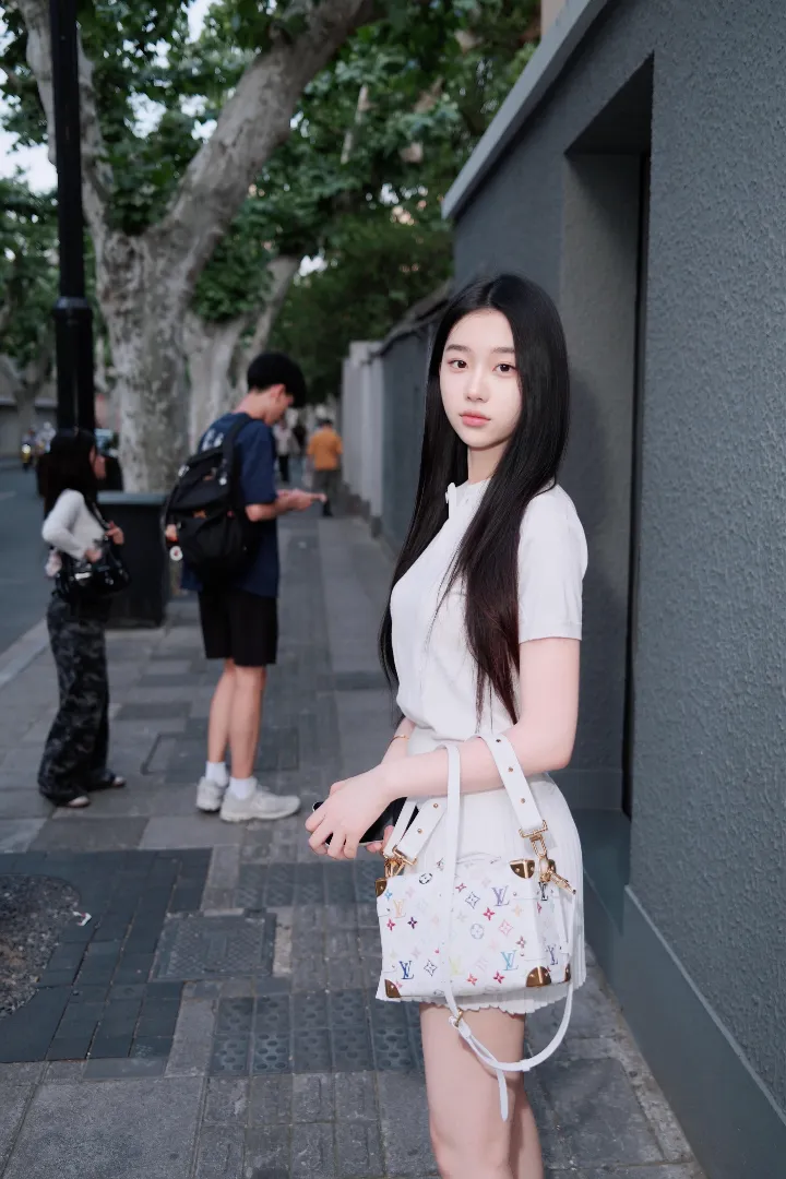小苹，艺术实习生下海情绪价值到位 Gallery 6