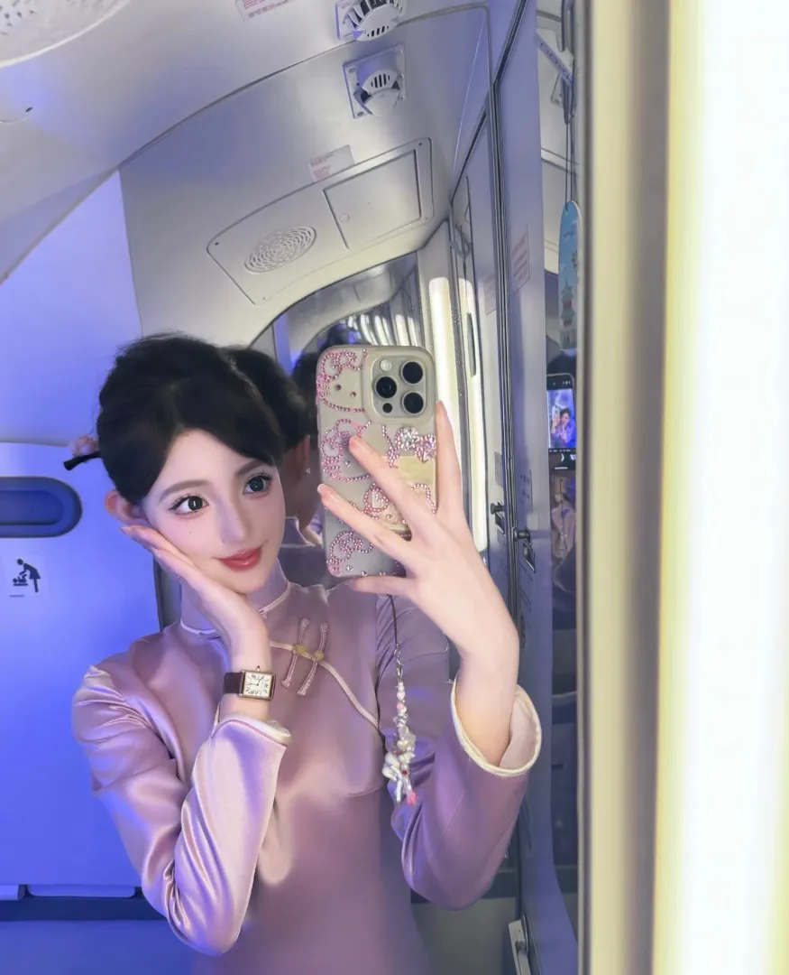 一同兼职空姐 Gallery 6