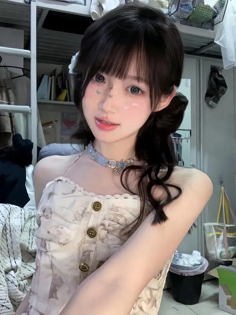 浦东新人 萝莉08小雨 🉑️查学生证 真实刚破处 高中生兼职 🉑指定