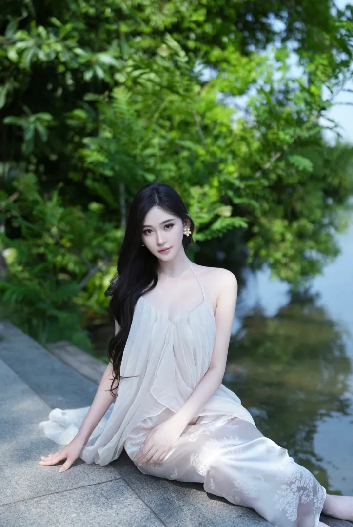 Y4930-音乐老师 黄埔硬五音乐老师 175D.00
