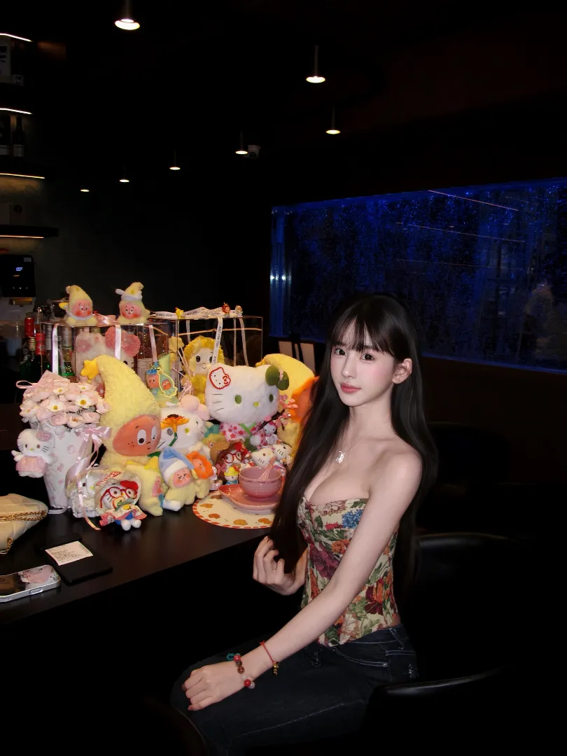 小薯，年纪小火辣身材好评不断 Gallery 3