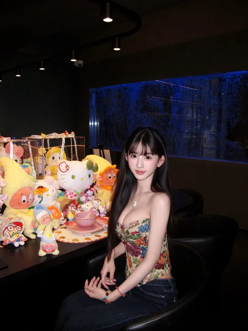 小薯，年纪小火辣身材好评不断 Gallery 1