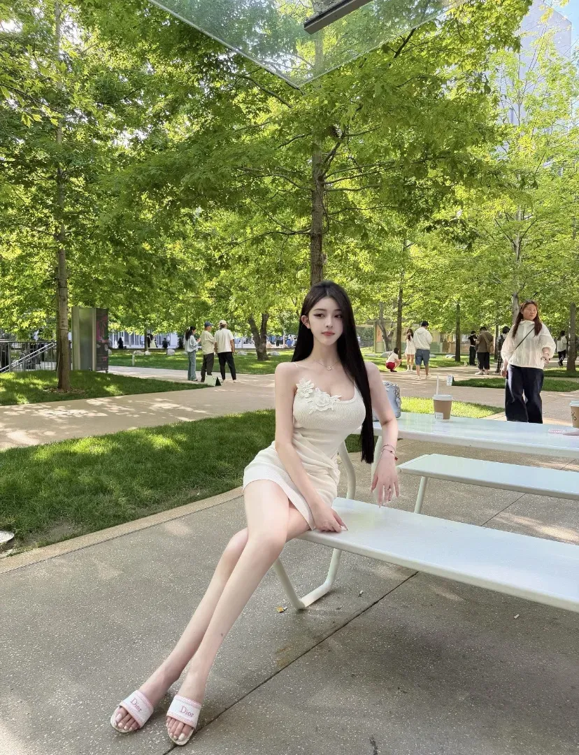 普陀172D可纯可欲身材火辣迷人翘臀 Gallery 4