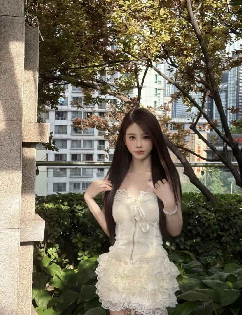 普陀166c极品白纯糖糖细腰翘臀 Gallery 4
