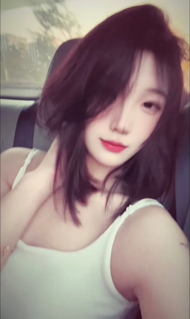 无花果 清纯可爱少女等哥哥来哦 Gallery 4