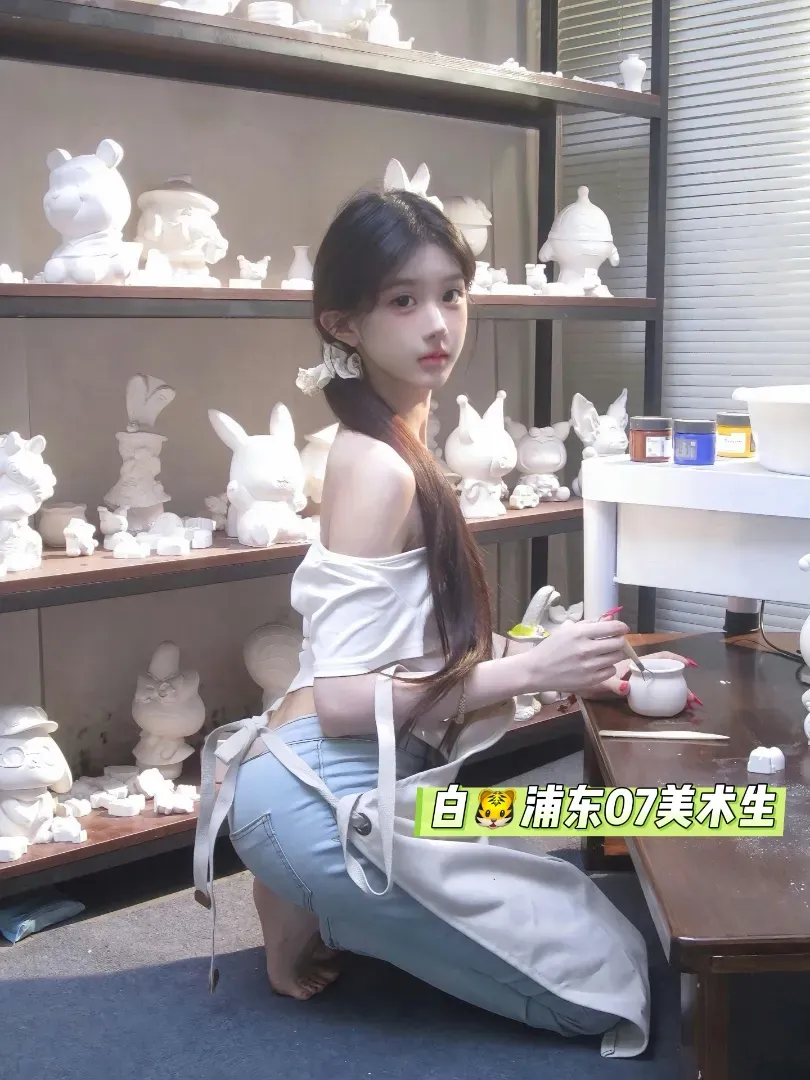 K4742-166 浦东极品白小纯美术生 166C.07