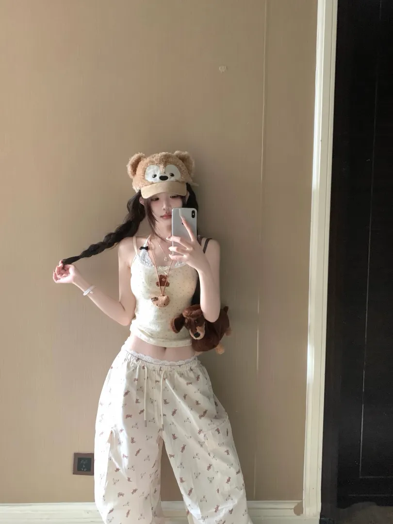 小鹿 153cm 三点粉逼 Gallery 3