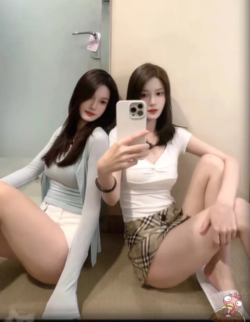 闵行  稀缺双胞胎👯 双飞专业户 Gallery 6
