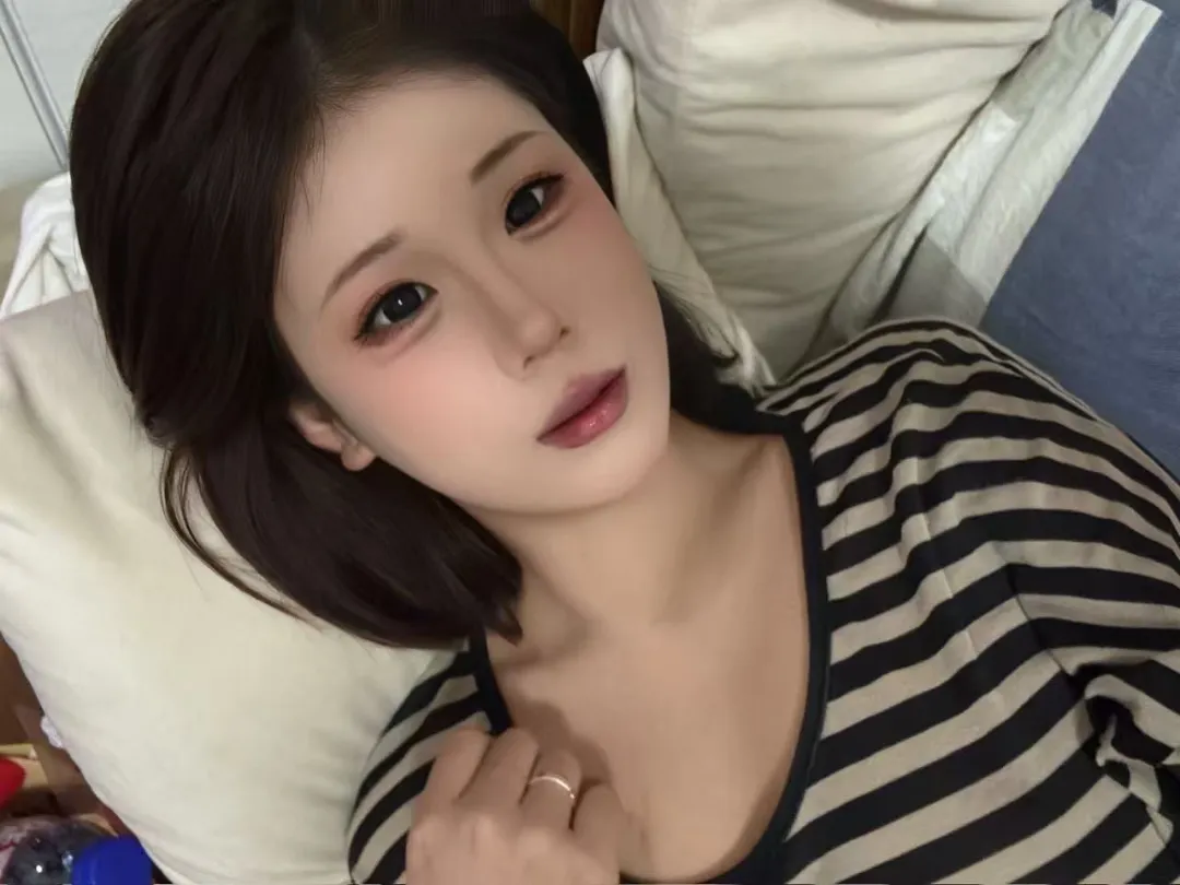 18岁高中生纯嫩首下海:妙夏 Gallery 5
