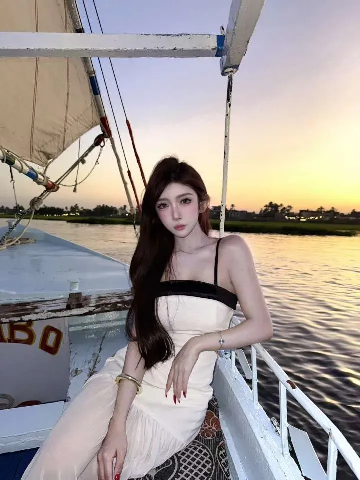 宝山漫微05年颜值气质在线 回头率超高❤ Gallery 5