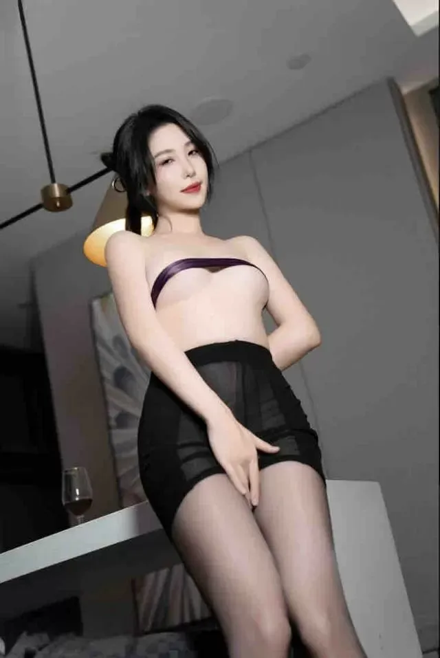 黄浦梦瑶,s m蛇纹服务导师 Gallery 2