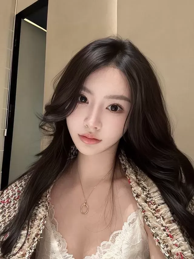 双飞姐妹 丰满妹妹小果 可以🈚️套 Gallery 6