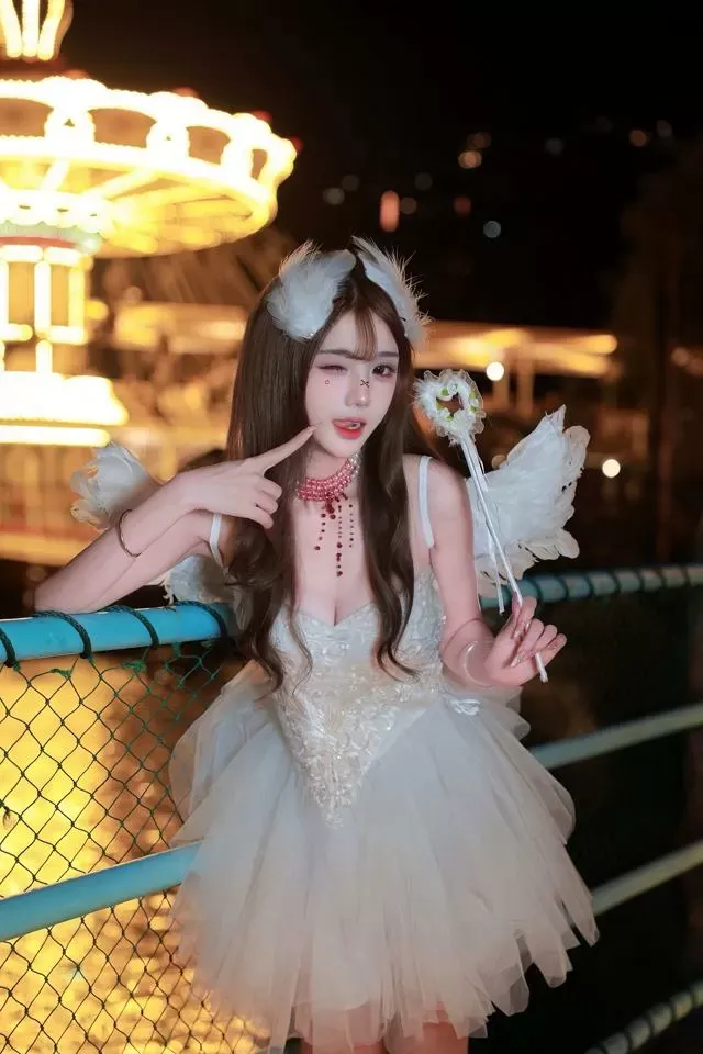 爆款18🈲 西西 特别推荐 三点粉嫩 Gallery 2