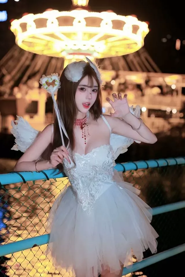 爆款18🈲 西西 特别推荐 三点粉嫩 Gallery 3