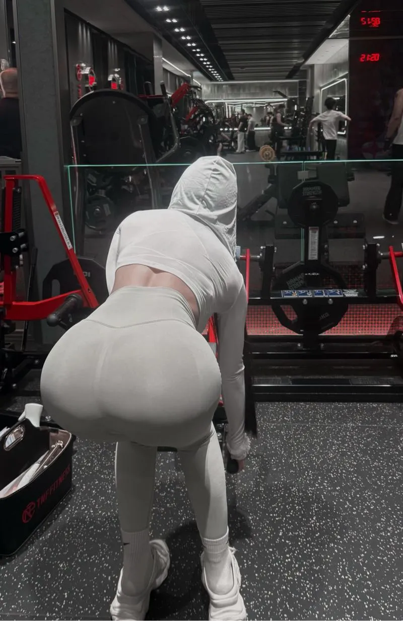 健身款胸大蜜桃臀琳娜 Gallery 3