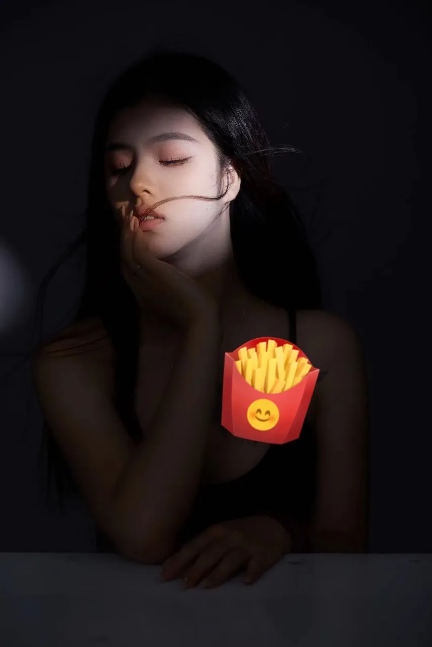 闵行薯条妹妹 清纯小御型（嫩中嫩） Gallery 6