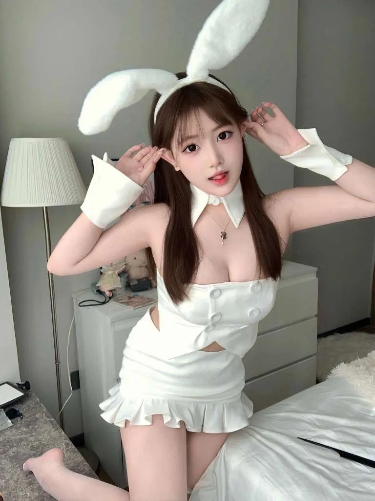 浦东童谣巨乳 小碗 纯妈生大熊🐻 Gallery 5