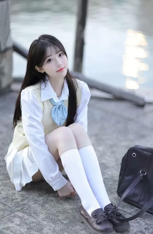 松江学生洛洛 Gallery 9