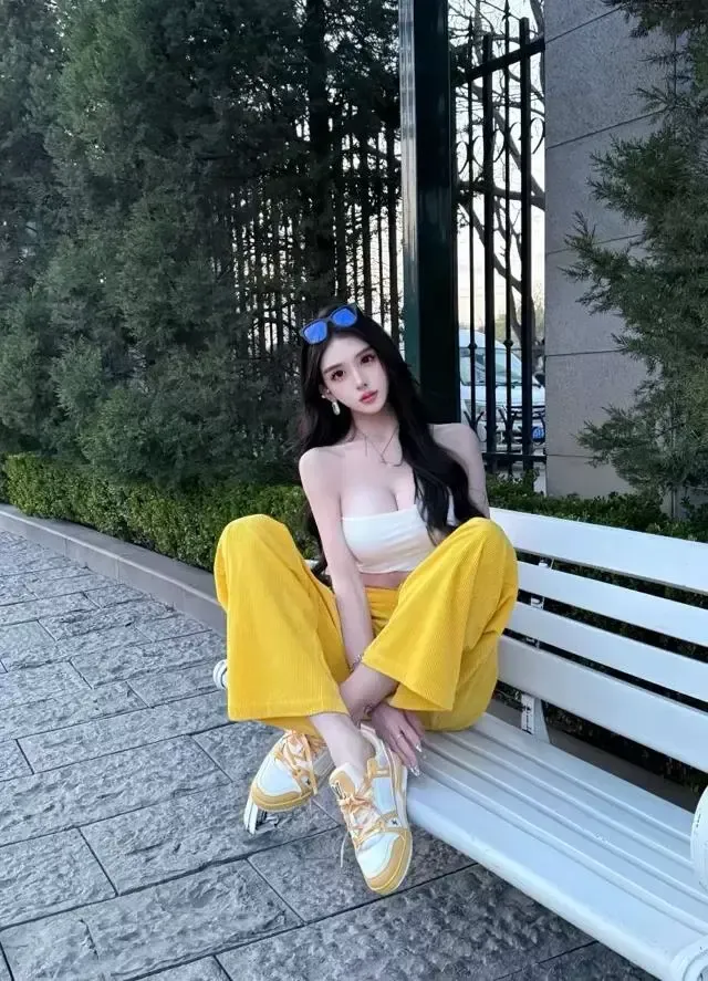 松江真实网红韩小爱 Gallery 12