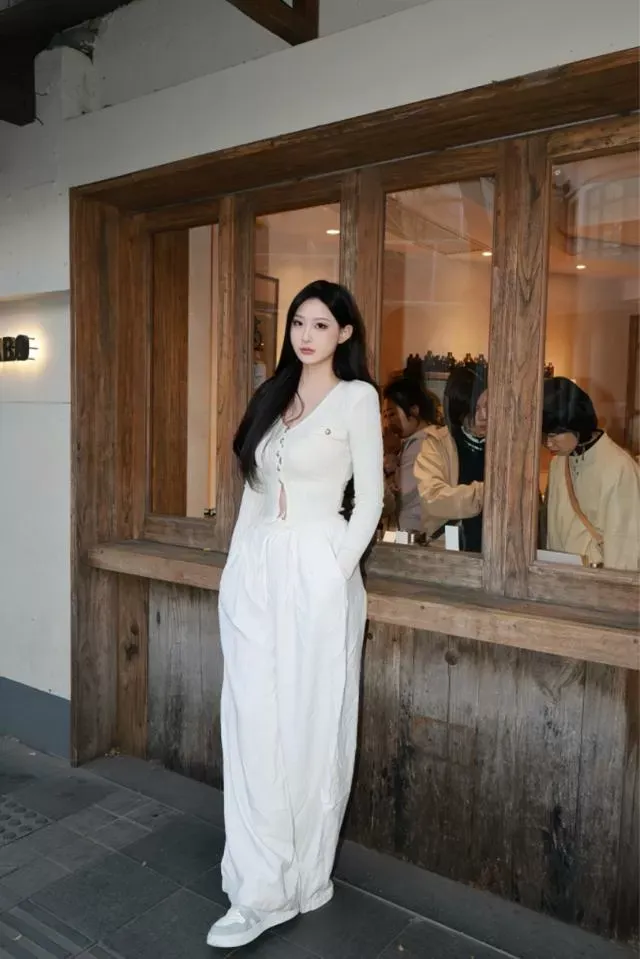 小柚果🏠180模特兼职李梦瑶 Gallery 4