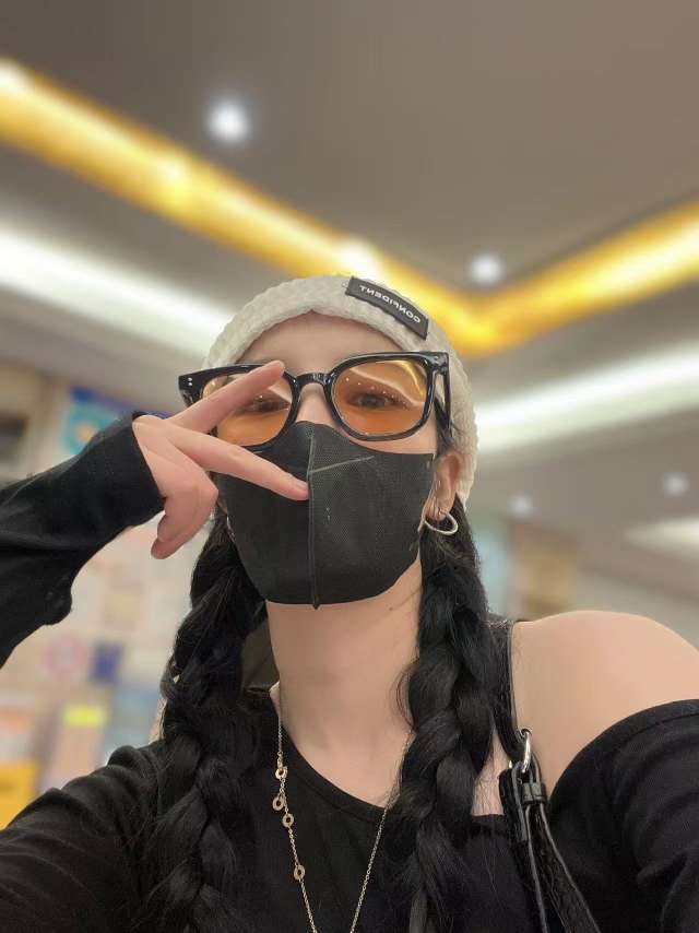 静安新疆混血极品御姐-冰雪🉑毒龙，口爆，3P，双飞