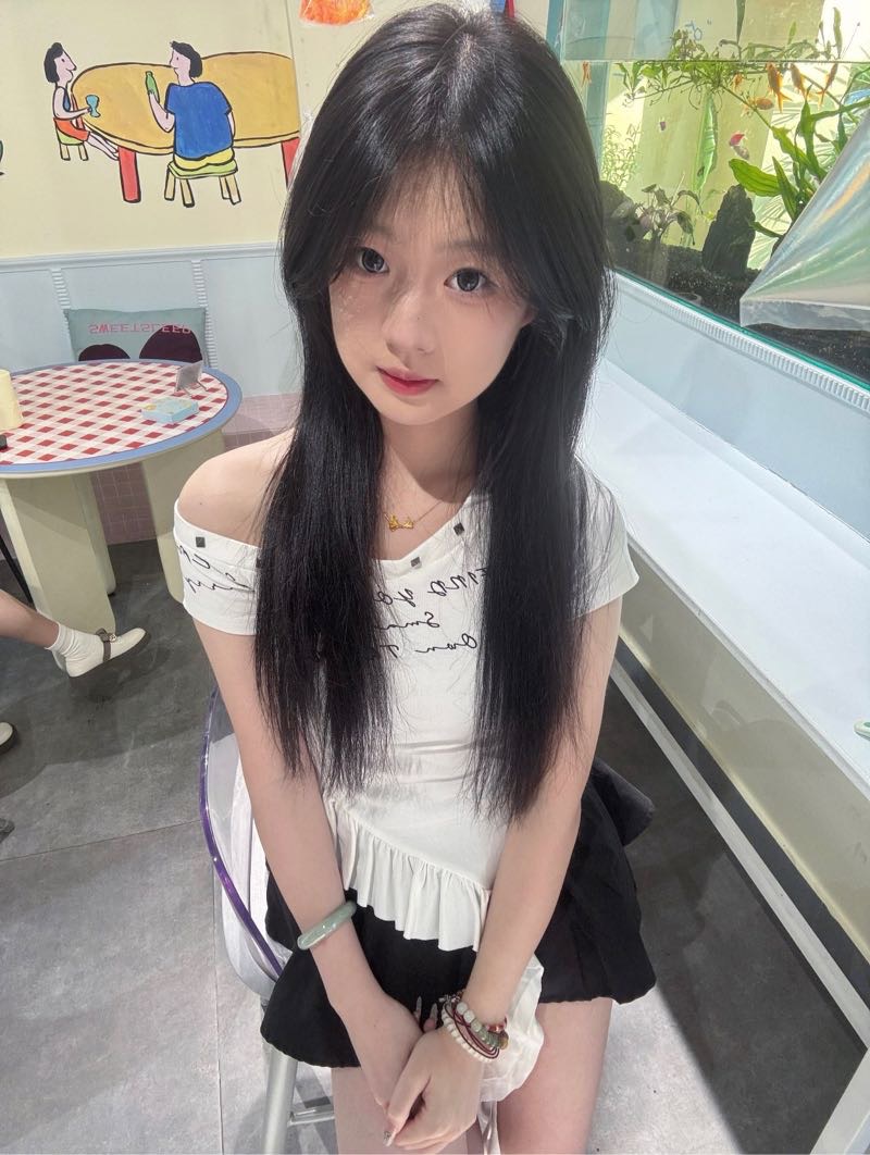 闵行07wt软软兼职嫩妹 Gallery 6