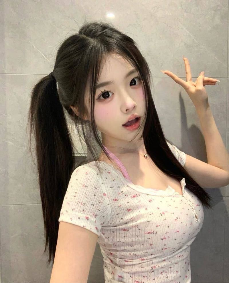 张江高三小萝莉米莉18岁 Gallery 1