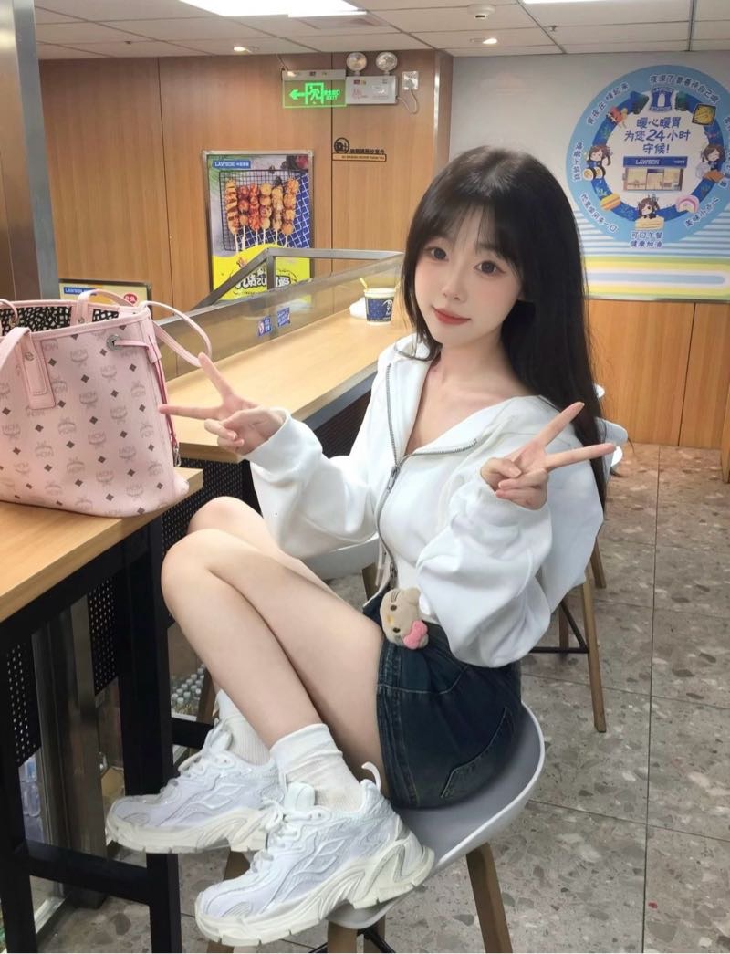 闵行07白虎琪琪 Gallery 4