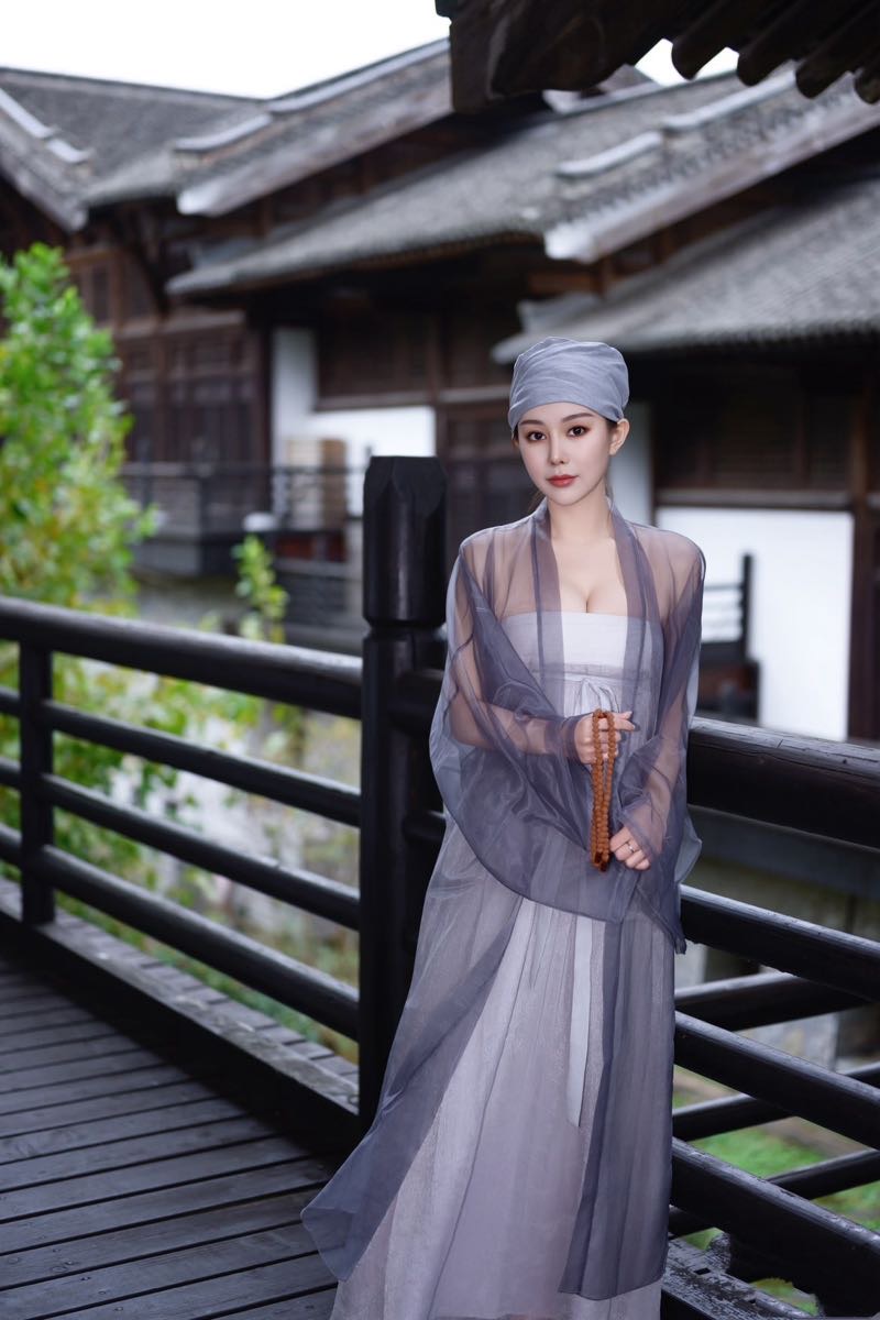 Y201L-俏尼姑 长宁带发修行尼姑 172E.98 Gallery 3