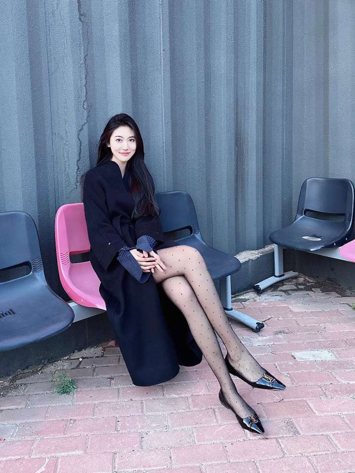 艾米🏠普陀极品御姐依依 Gallery 5