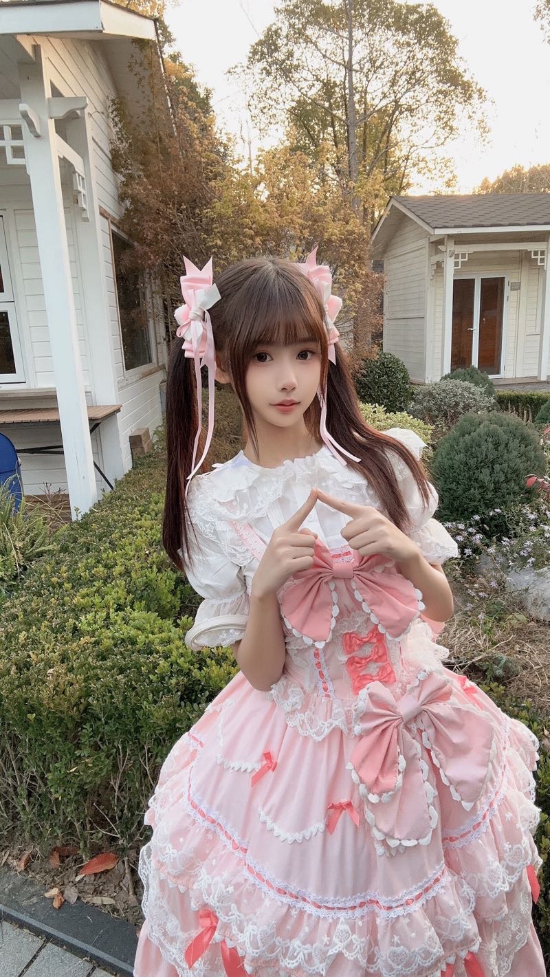 闵行 如意 (抱艹小萝莉)150cm70斤