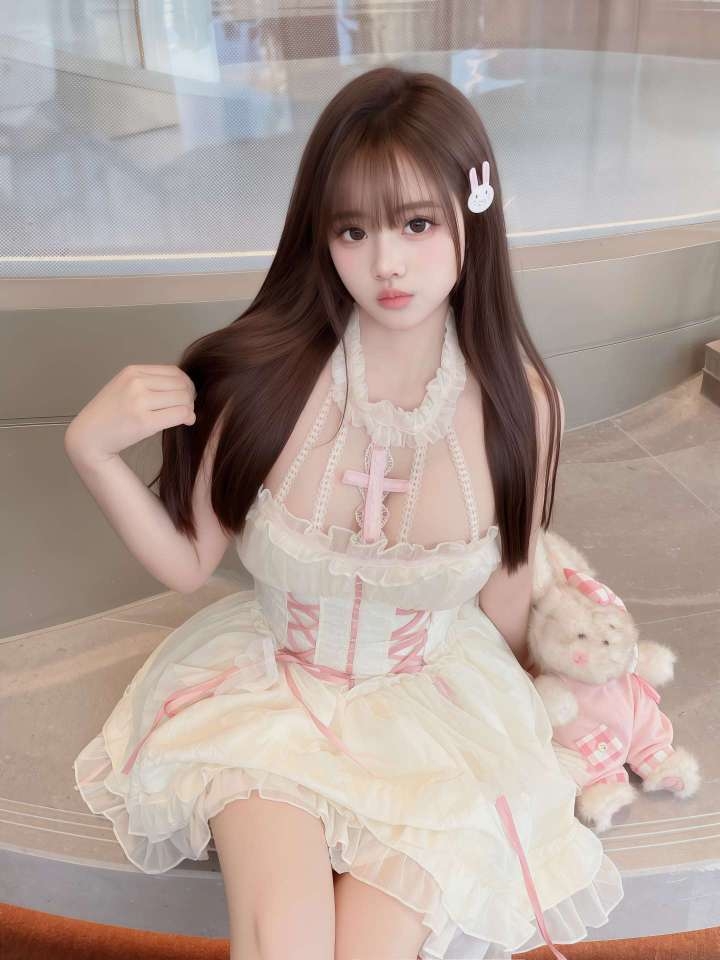 小柚果🏠童颜巨乳韩依冉 Gallery 5