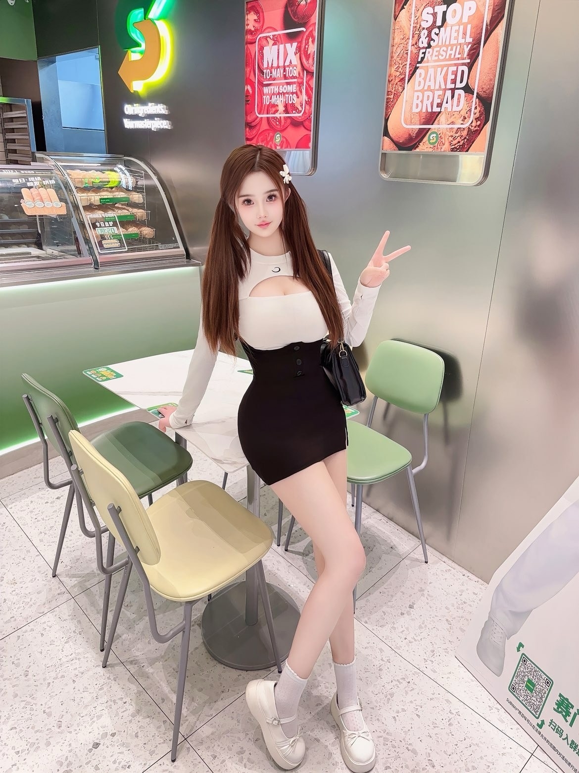 萝莉声声 颜值特服服务系 Gallery 6