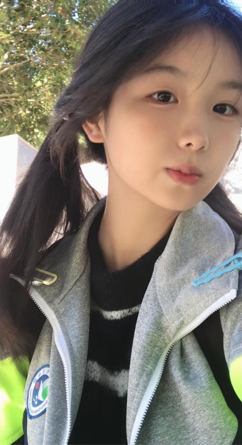 Y4089C-169 静安软白甜学生妹 Gallery 3