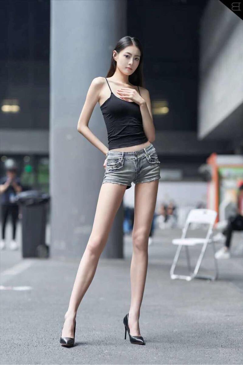 Y3823A 静安平面模特🉑一字马 175D Gallery 4