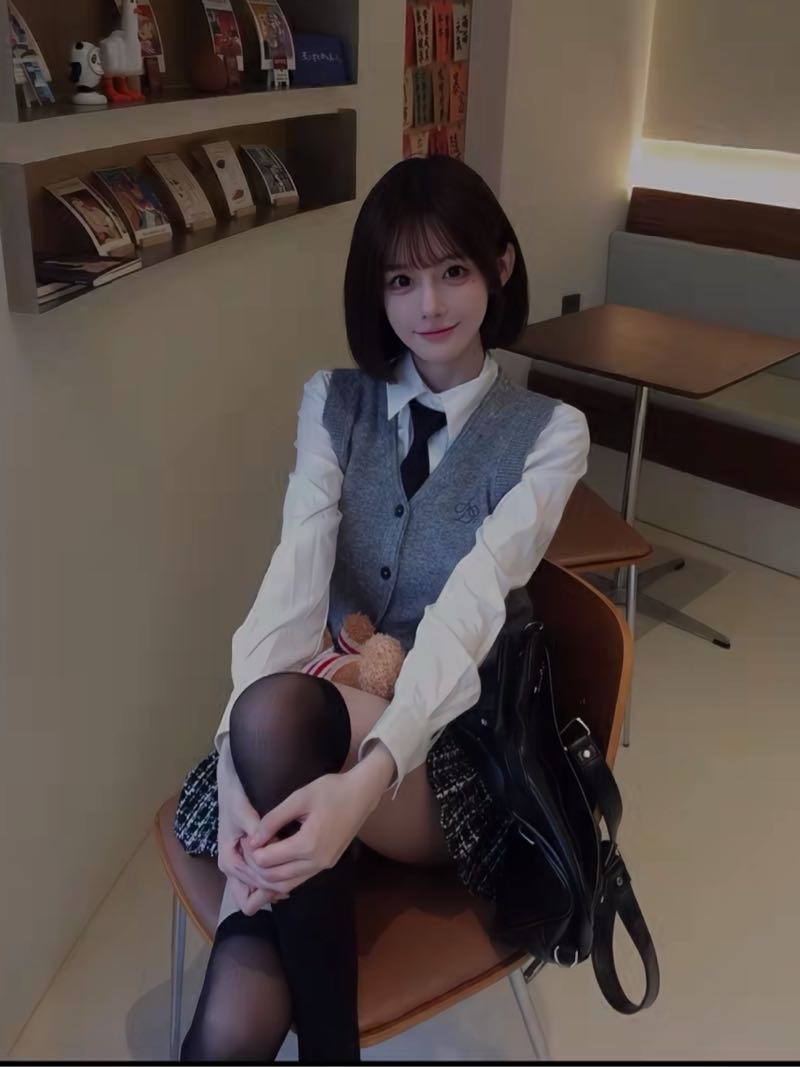 Y3247A-短发 普陀纯欲美妆博主 168D Gallery 3