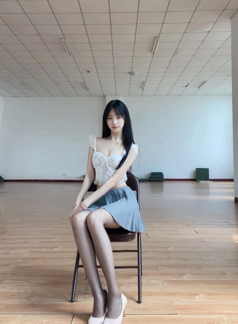 Y3118E-170  普陀极品纯欲在校生170C.05 Gallery 2