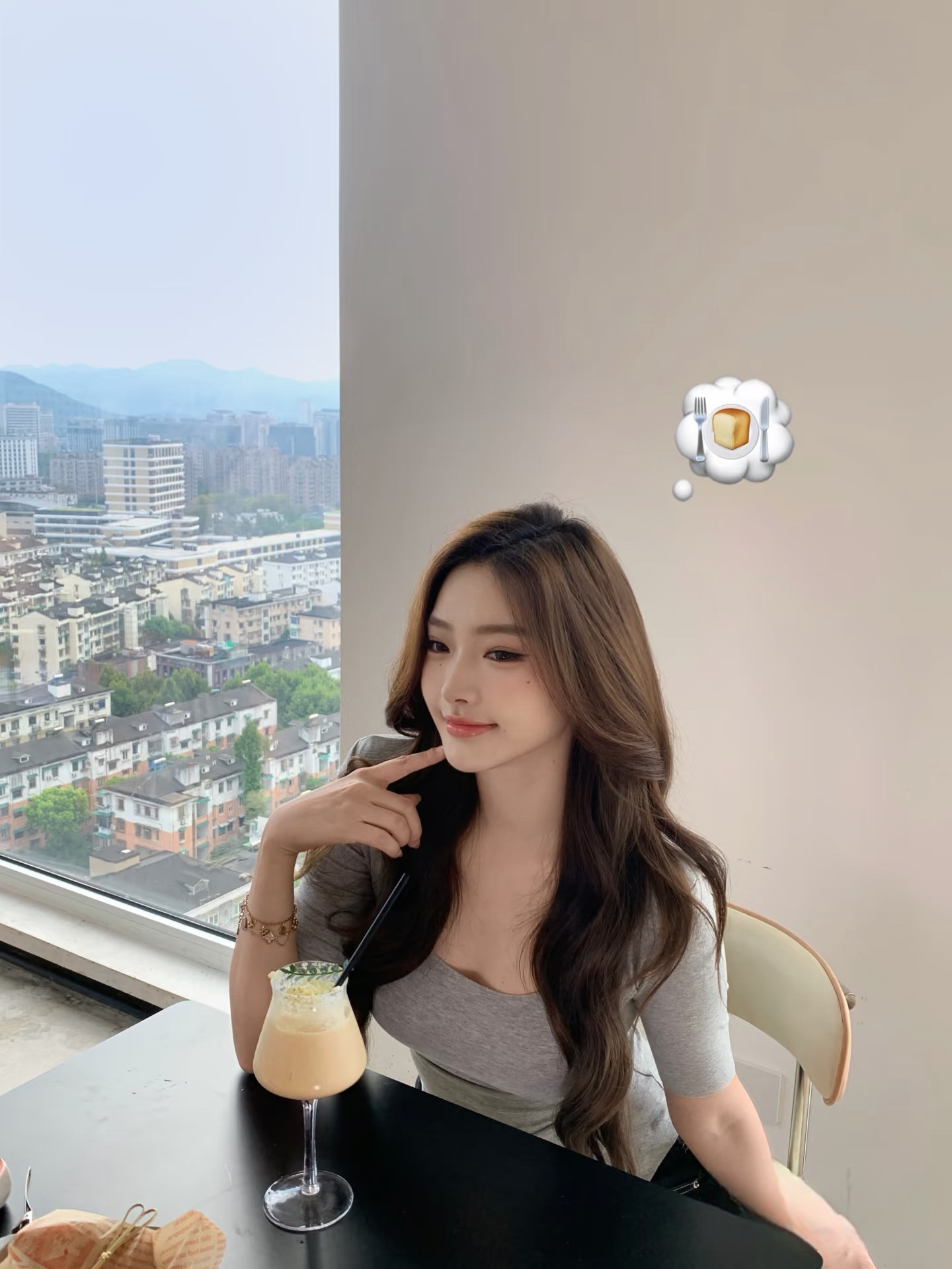 徐汇迟迟🌸服务系反差女 Gallery 4