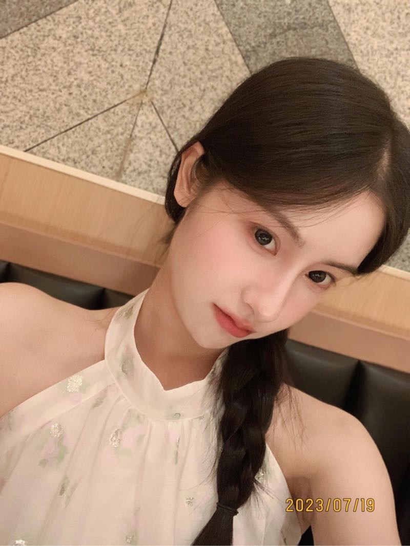 Y2236C-173 上海硬万女演员平面模特 173D Gallery 3