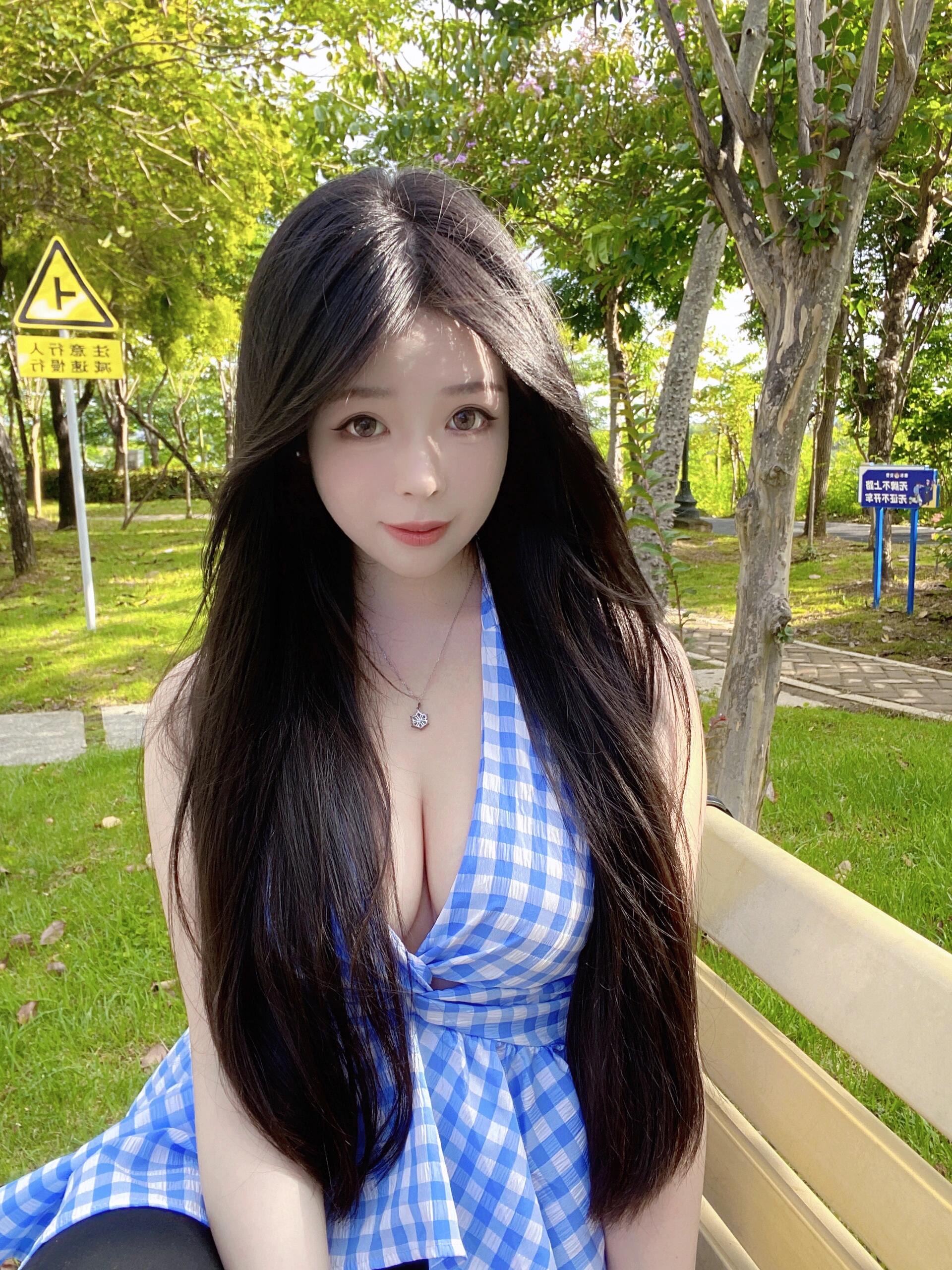 嘉嘉 纯天然大胸气质闷骚