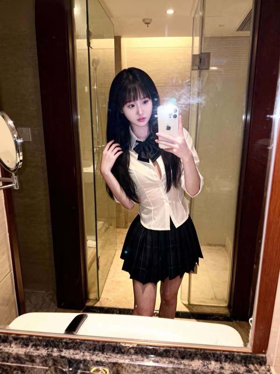 普陀07新人学妹小奶团（假赔） Gallery 1